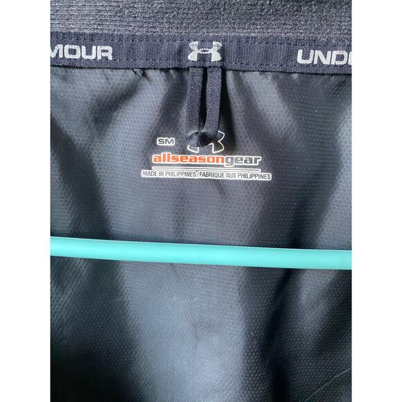 Under Armour Women's Black Zip Up Jacket- Size Small - Picture 5 of 8